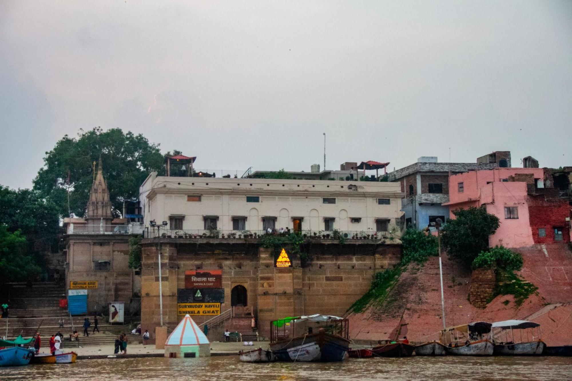 Amritara Suryauday Haveli Hotel Benares Buitenkant foto