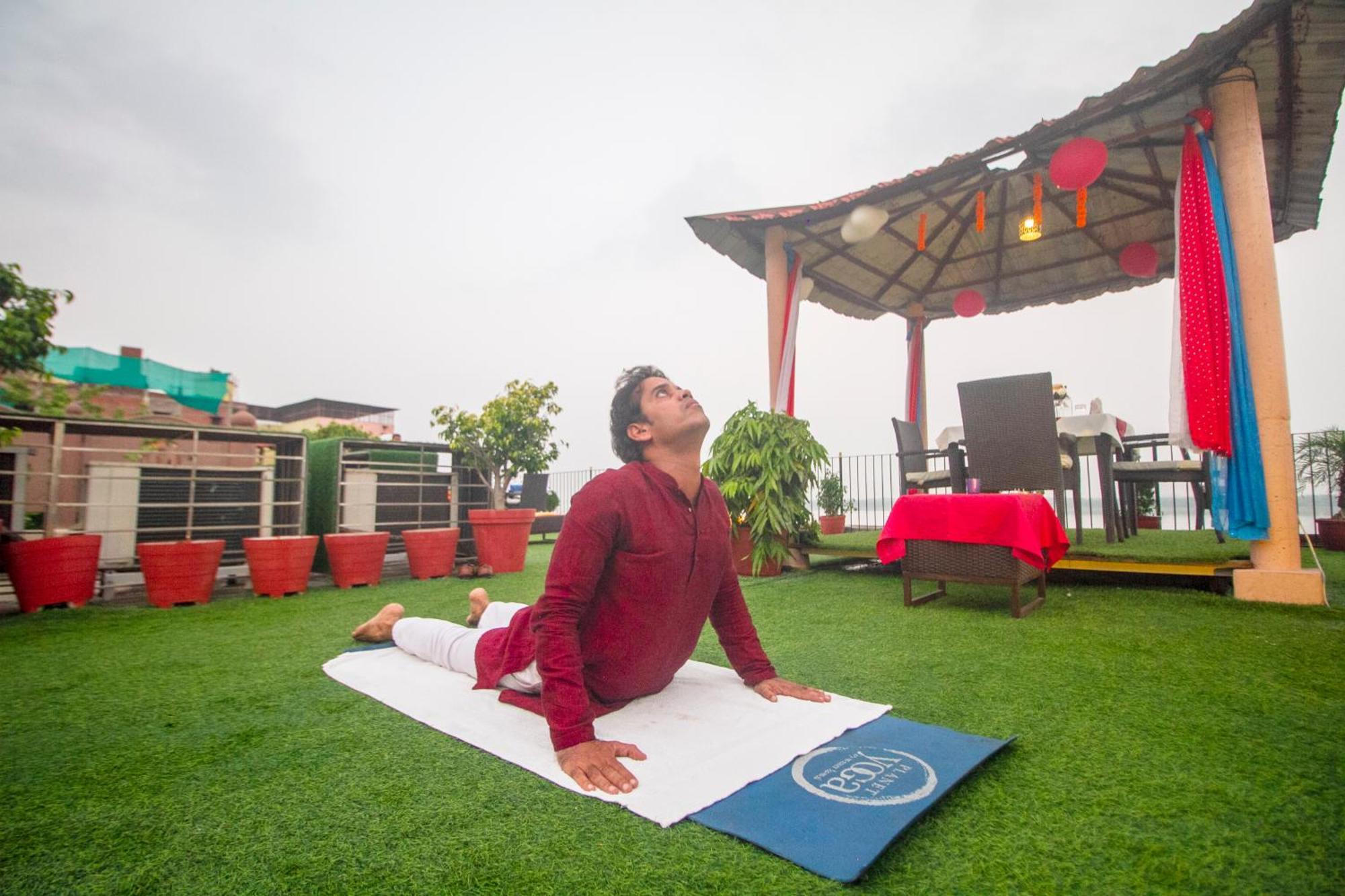 Amritara Suryauday Haveli Hotel Benares Buitenkant foto