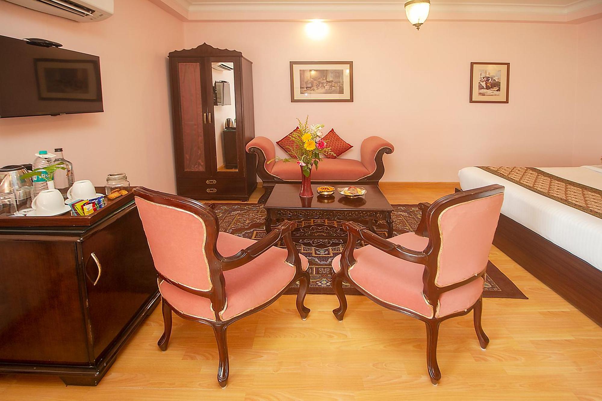 Amritara Suryauday Haveli Hotel Benares Buitenkant foto