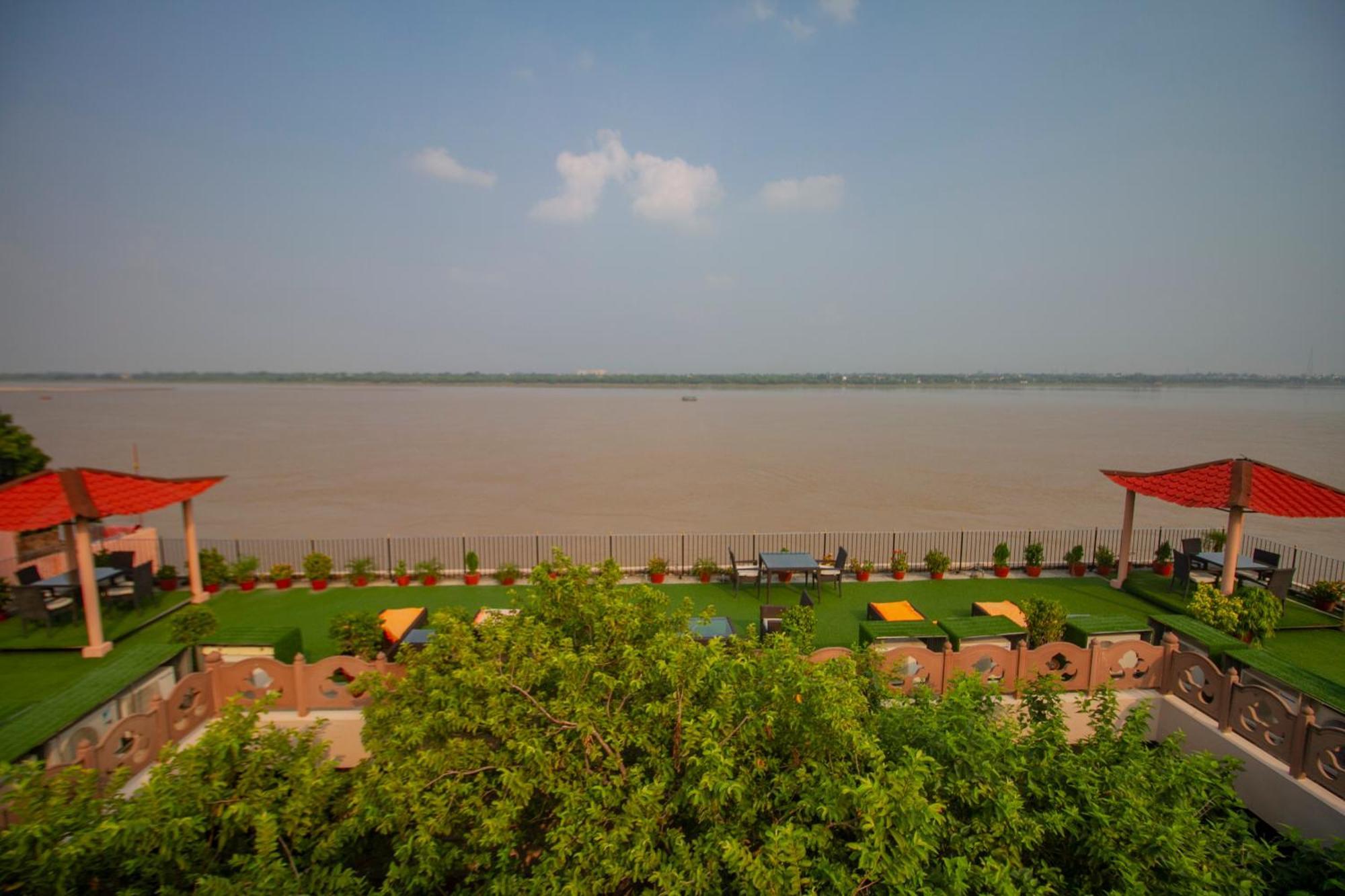 Amritara Suryauday Haveli Hotel Benares Buitenkant foto