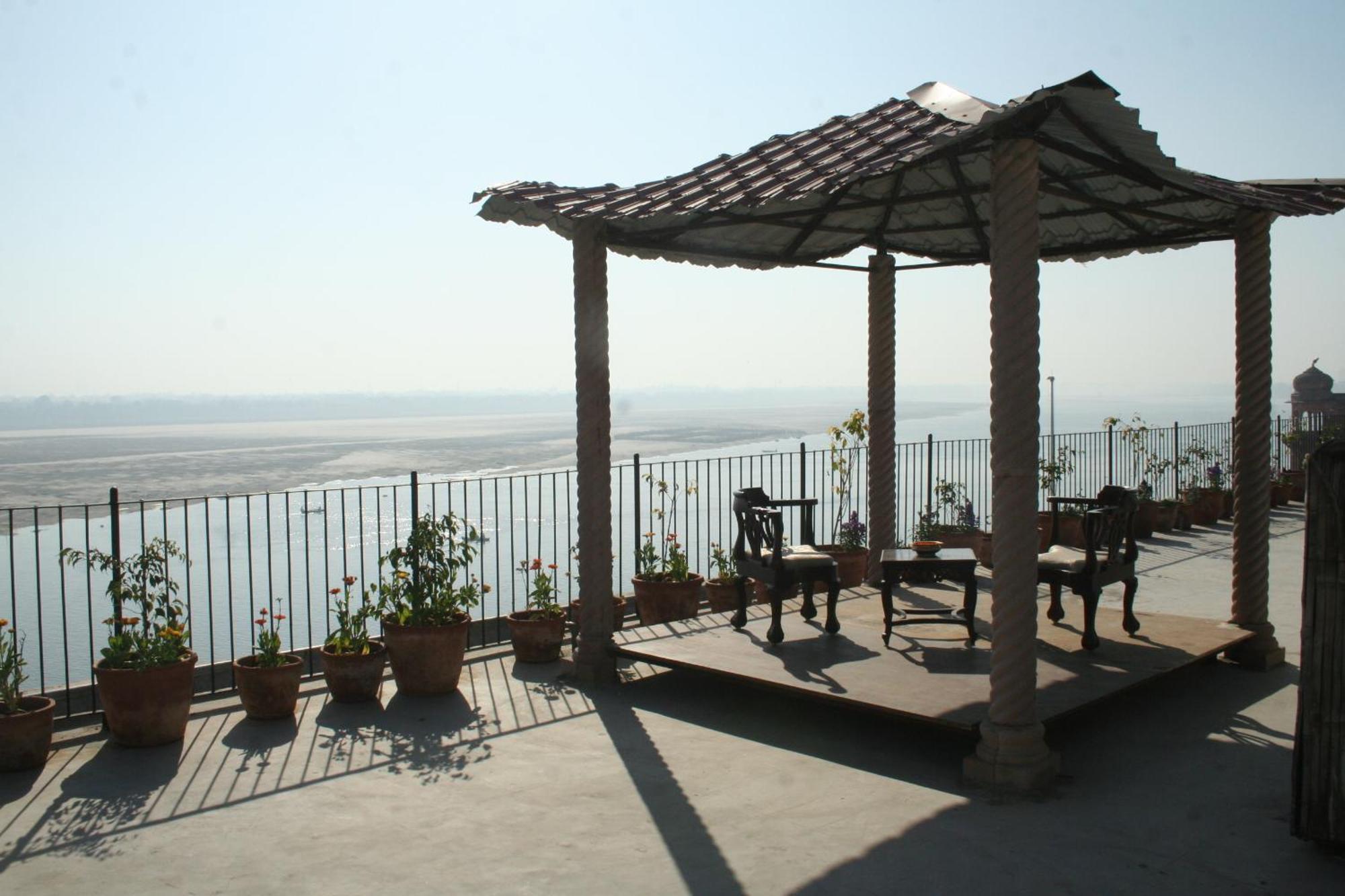 Amritara Suryauday Haveli Hotel Benares Buitenkant foto